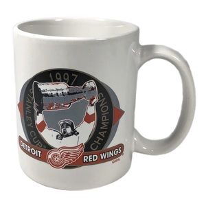 Detroit Red Wings Stanley Cup Champions Mug